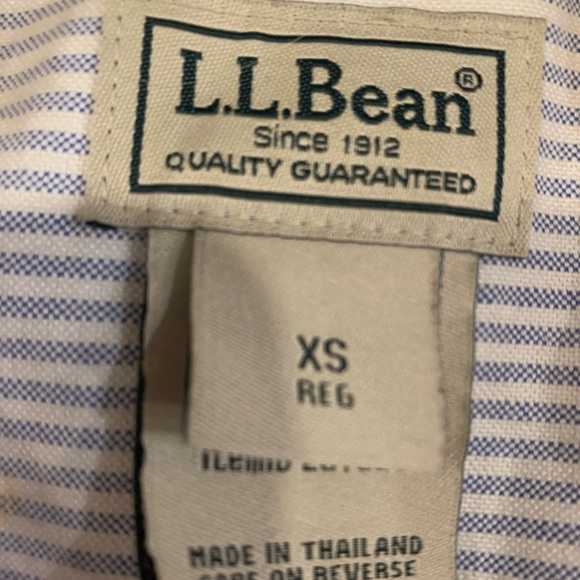 Bright Red L.L. Bean Trench Coat - Picture 2 of 2